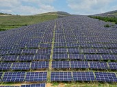 Por qué China instaló paneles solares en la meseta más alta del mundo