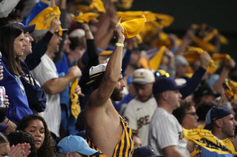 Viral ‘Milwaukee Brewers Karen’ Tries to Scare US War Veteran With ICE at Dodgers Game
