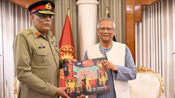 Yunus gifts map to Pak general showing India's northeast in Bangladesh, stirs row