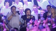 El búnker de LLA se vistió de fiesta ante una remontada que convalidó en las urnas el ajuste