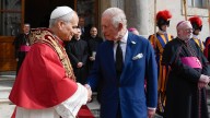 King Charles meets Pope Leo, becomes first English monarch to publicly pray with pontiff in 500 years after Henry VIII's split with Catholic Church