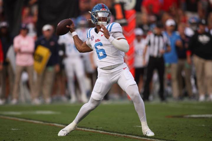 Lane Kiffin to Dispute NCAA in Defense of Ole Miss QB Trinidad Chambliss: Report