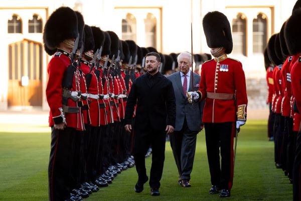 UK Calls On Partners To Increase Ukraine Aid As Zelenskyy Arrives In London