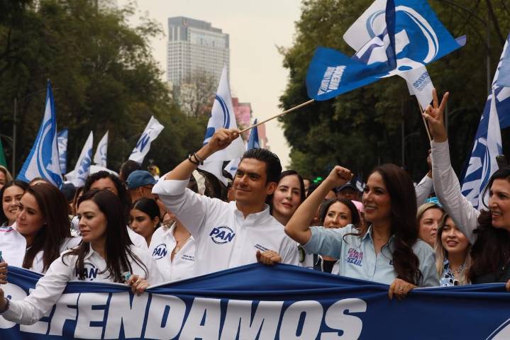 El fin del PRIAN: la bancada azul apuesta por su defender su propia identidad