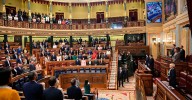 El Congreso aplaza a mañana la votación del embargo de armas a Israel para que no coincida con el aniversario de la masacre