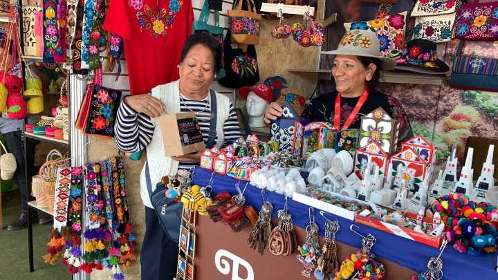 Mujeres emprendedoras de Ayacucho sostienen la economía regional, pero enfrentan la falta de apoyo y mercado