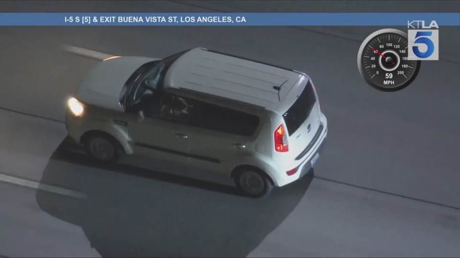L.A. police in pursuit of driver