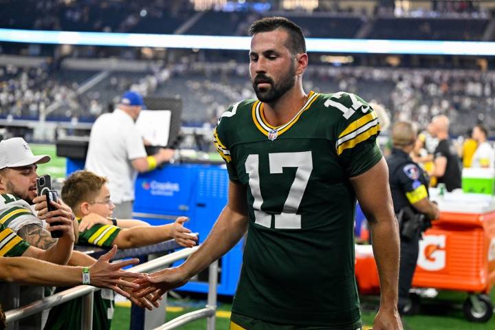 Deadspin | Packers K Brandon McManus' injury a 'major concern'