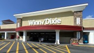 Southeastern Grocers rebrands as The Winn-Dixie Company, goes all