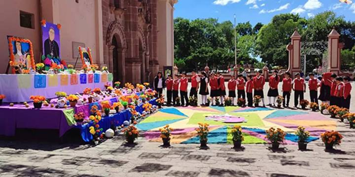 SEP confirma megapuente por Día de Muertos 2025