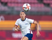 USWNT legend, 2-time World Cup champ announces retirement