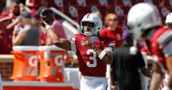 Oklahoma WR Keontez Lewis leaves game after headfirst collision with brick barrier