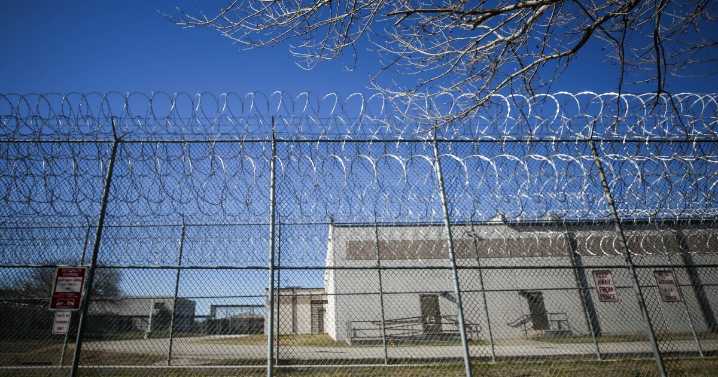 ICE is seizing people from some Texas jails in daily immigration sweeps