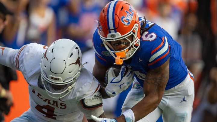 Which Florida football players earned SEC Weekly honors?
