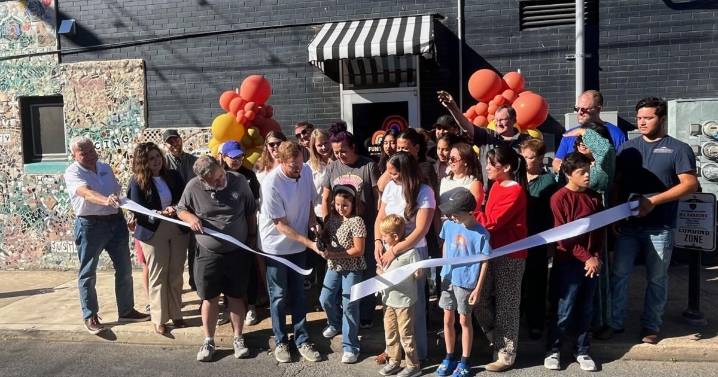 Funtopia opens in Charles Town with ribbon cutting celebration
