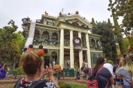 Disneyland Visitor Dies After Riding the Haunted Mansion