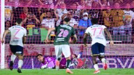 ¡Tal para cual! León y Pumas empatan y están prácticamente eliminados