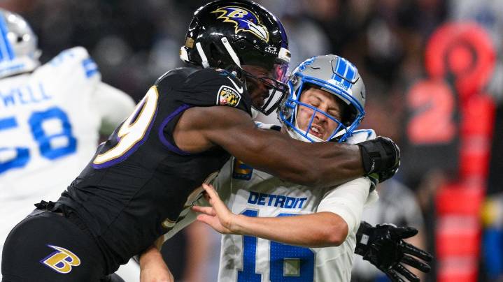 Ravens agree to send pass rusher Oweh to the Chargers for safety Alohi Gilman