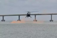 Simulacro naval sorprende en Ciudad del Carmen: helicóptero desciende sobre la Laguna de Términos