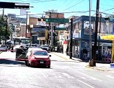 Le disparan a mujer en la cabeza en pleno centro de Parral