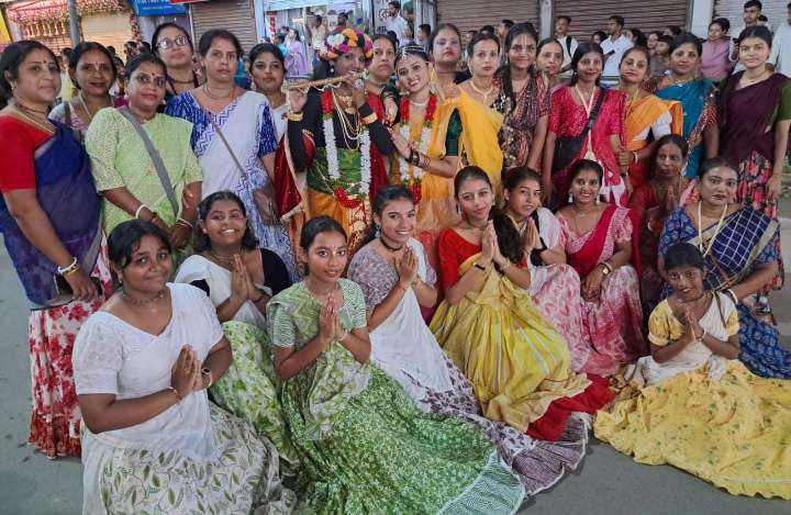 ISKCON enthralls city with soulful kirtan and dance during mega carnival ‘Mayer Gaman’