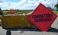 Caída del tendido eléctrico en carretera de Barceloneta provoca su cierre