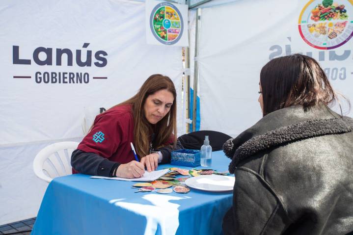 Nueva jornada Sábados de Salud en la Plaza Mariano Moreno de Lanús