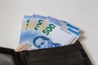 Impactan aranceles aumentos salariales