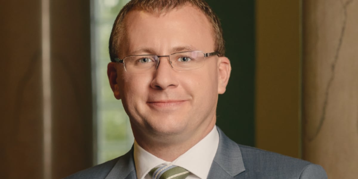 Iowa Libertarian attorney ‘running against the two-party system’ in campaign for US Senate