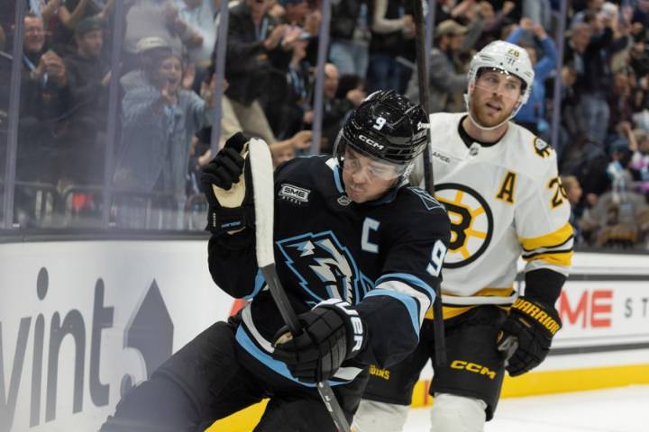 Mammoth roll to third straight victory, 3
