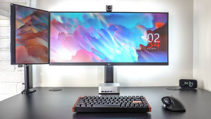 I added a portable monitor next to my main display and this inexpensive upgrade is a game changer