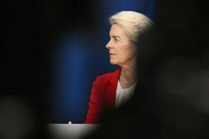 Facing confidence vote, EU chief calls for unity
