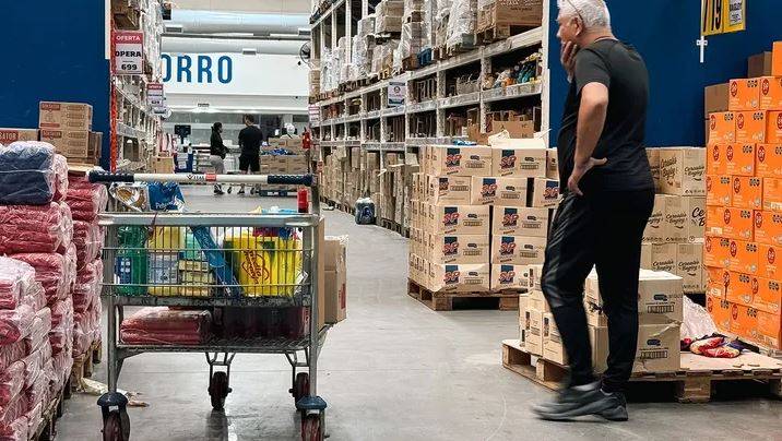 Precios mayoristas suben 3,7% en septiembre y anticipan mayor inflación