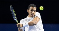 Auger-Aliassime, Shapovalov advance to quarterfinals