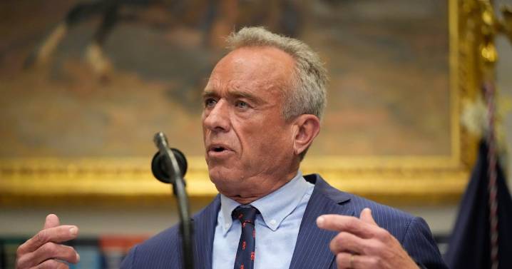 Surgeons general: RFK Jr. endangers CDC staff he is supposed to protect