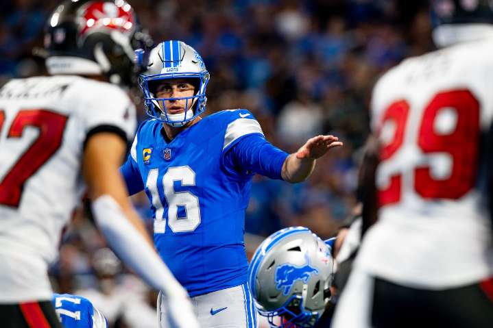 Lions return home as betting favorites for matchup of top NFC teams