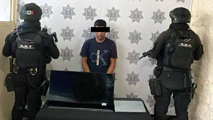Cae ladrón. Hombre intenta huir y amenaza a policías en Torreón; llevaba aparatos robados