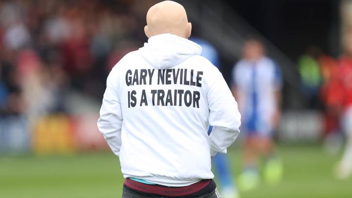 Salford City match stopped by Gary Neville protest as co