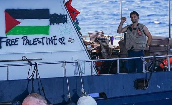 Israel atacó la flotilla Global Sumud, una iniciativa con más de 200 activistas