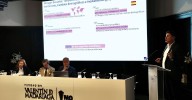 Los españoles culpan de la división social a la política y la ideología