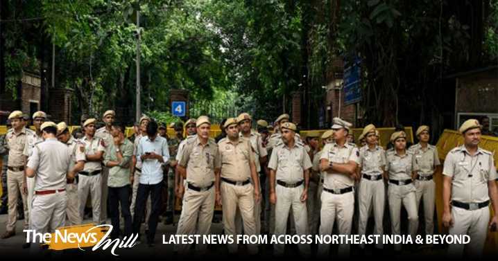 Delhi ACB arrests tout red-handed for accepting Rs 50,000 bribe