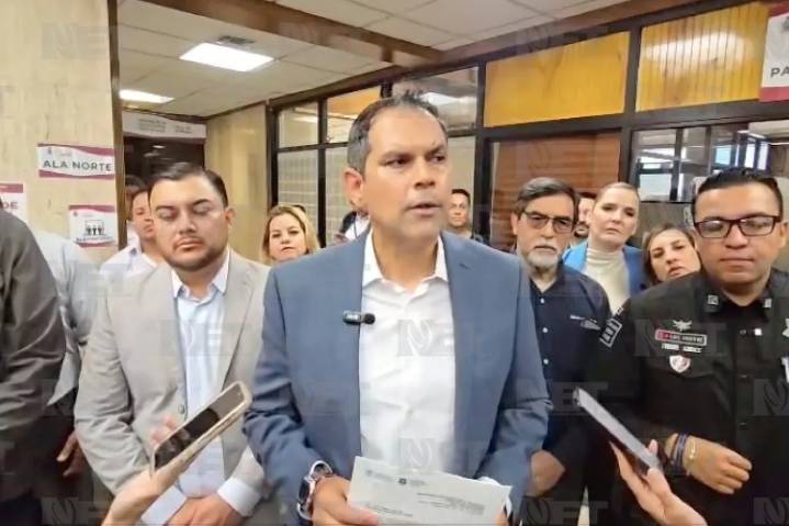Gilberto Loya invita al alcalde a supervisar avances de la Torre Centinela