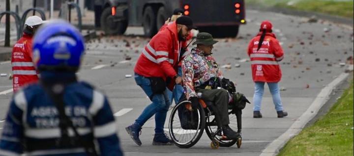 Embajada de EE.UU. en Bogotá agradeció a la Policía por protección durante protesta