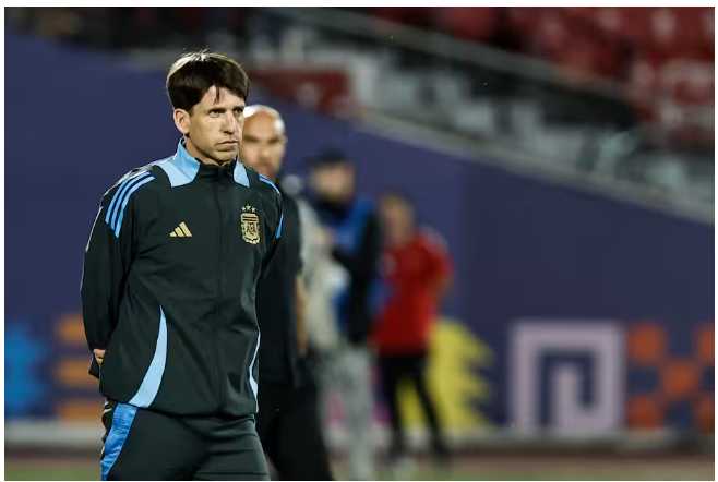 Diego Placente, DT de Argentina, elogió a Colombia y anticipó un juego “difícil”