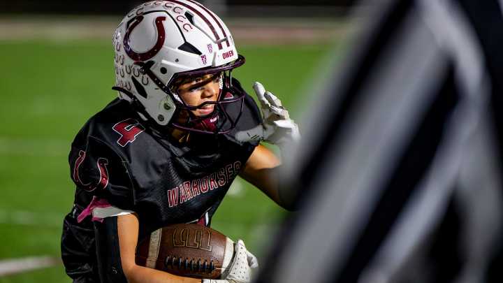 Owen football holds off Madison for 29