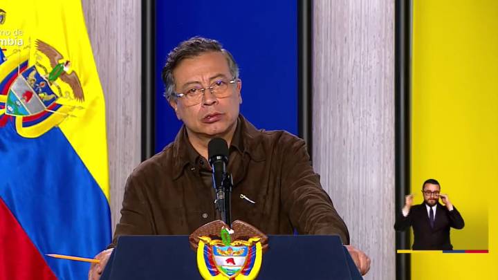En alocución presidencial, Petro anuncia cambios en la dirección de la Policía Nacional y arremete contra Trump
