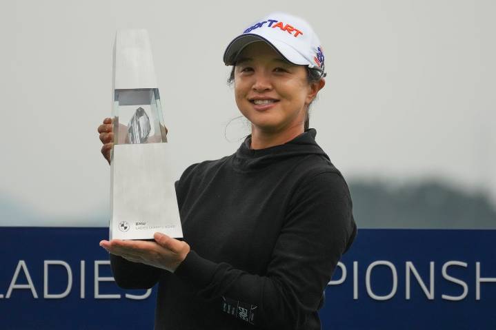 Sei Young Kim wins LPGA South Korea by 4 strokes to end 5