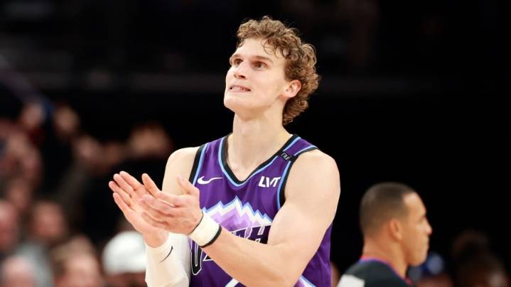 Lauri Markkanen Scores 51, Jazz Beat Suns In OT