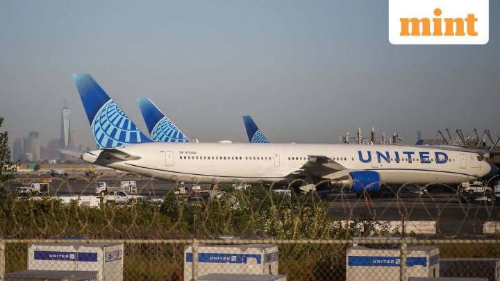 US sees more flight delays amid staffing shortages as govt shutdown continues