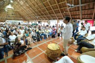 Iván Cepeda llega a Santa Marta con mensaje de reconciliación política